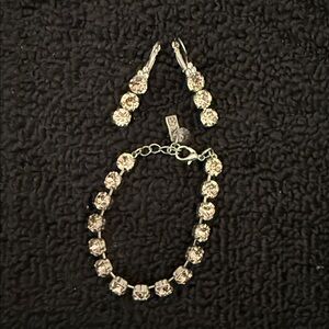 Elegant Blush Pink Crystal Jewelry Set - bracelet and dangle earrings